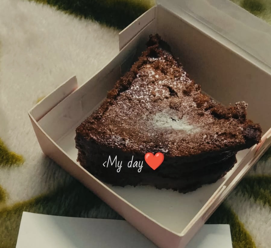 Dolcericco cake plated elegantly